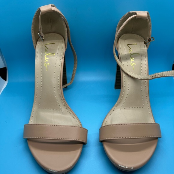 Lulus heels - Picture 2 of 3